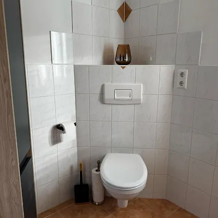 Haus Wildblick بيت للعطل